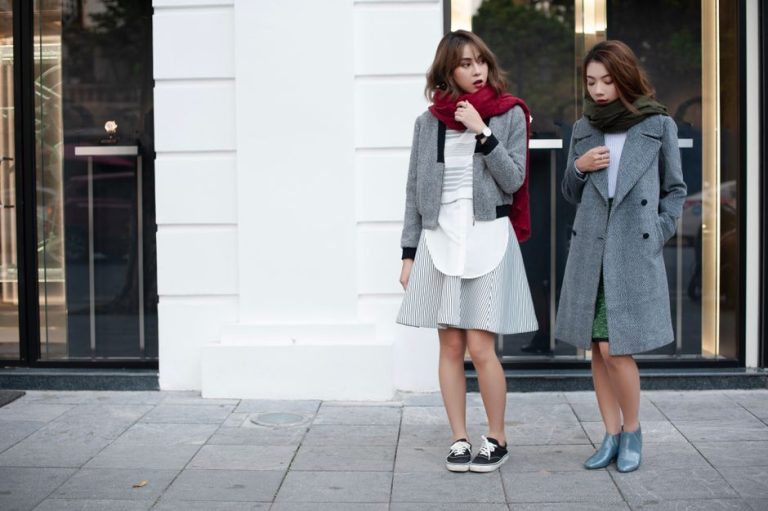 Prendas de moda versátiles para crear looks de oficina y ocasiones especiales en septiembre